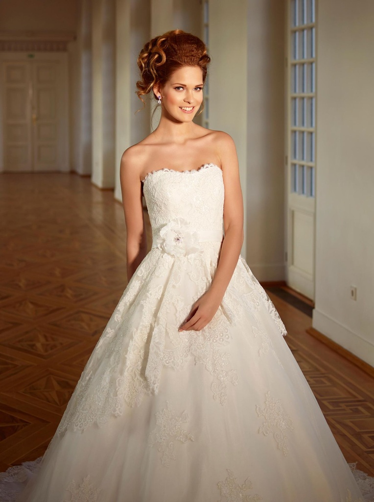 Romance-4220_41348_D.webp