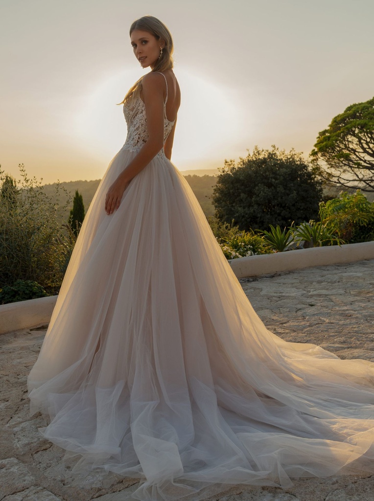 Diane Legrand 8006 (36, IV/NUDE/CHAMP)