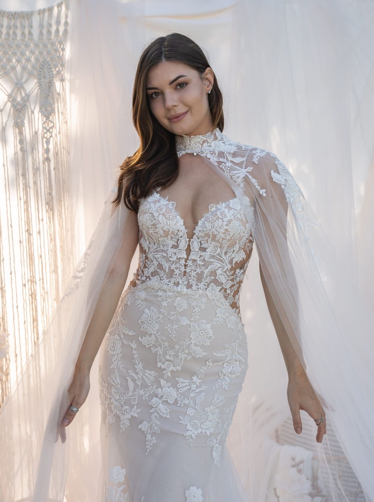 Petite 4009 only Cape