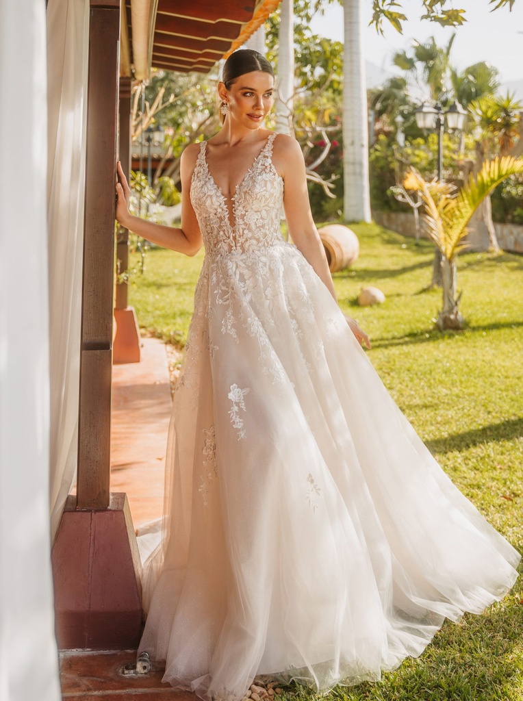 Lisa Donetti 2600 (30, IV/NUDE)