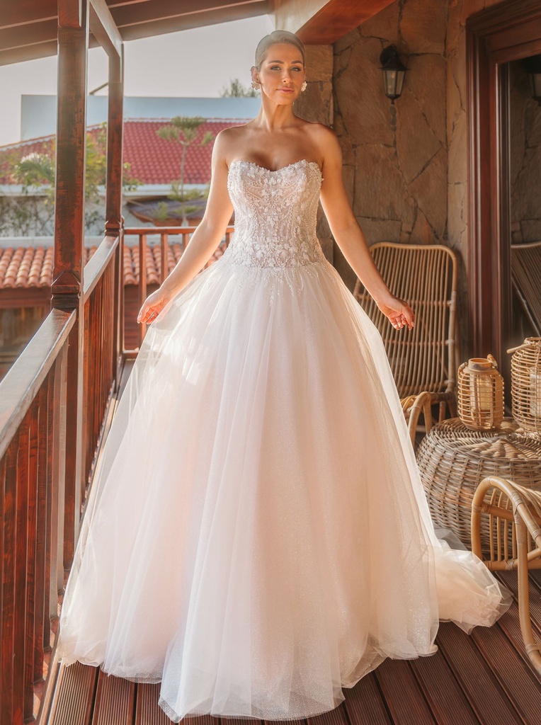 Lisa Donetti 2631 with Lacing Up