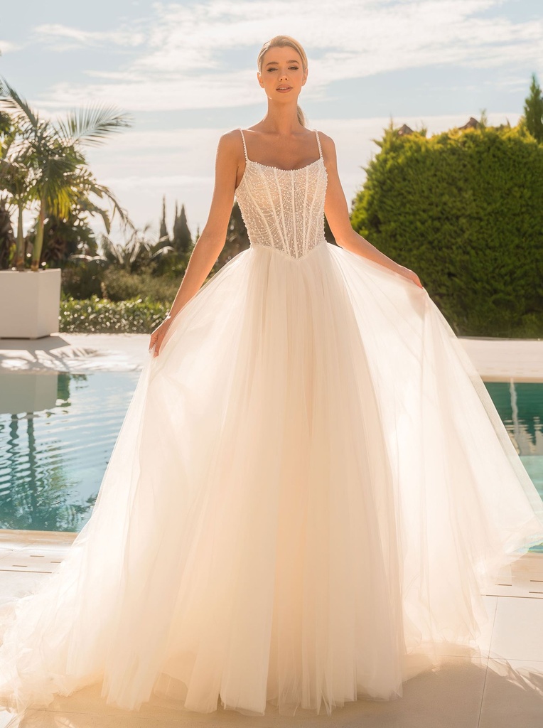 Romance 8235