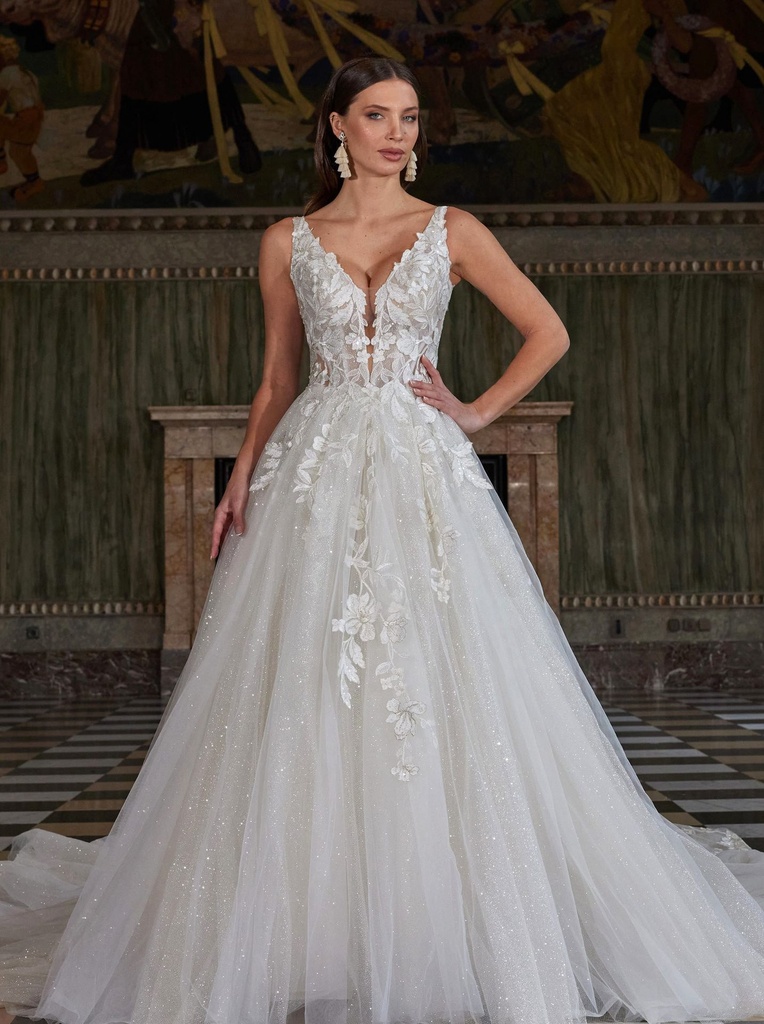 Royal by Diane Legrand Addison (IV/NUDE, 30)
