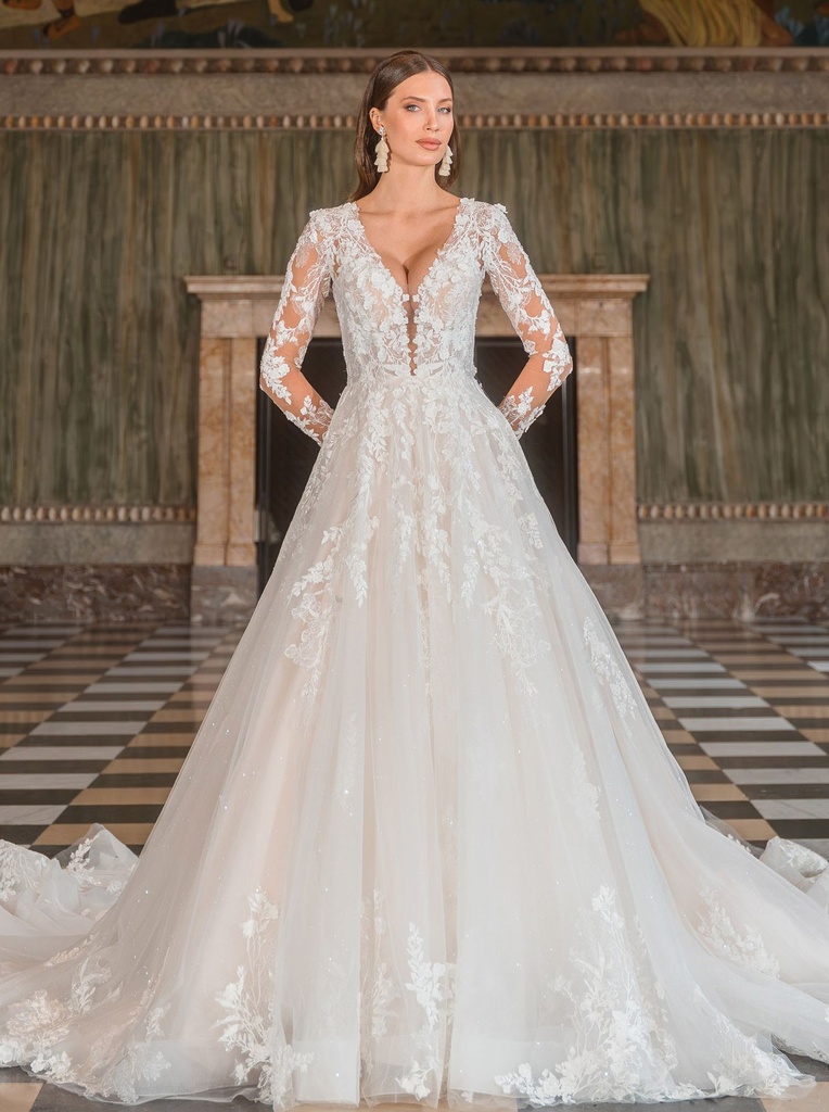 Royal by Diane Legrand Aurelia (30, IV/NUDE)