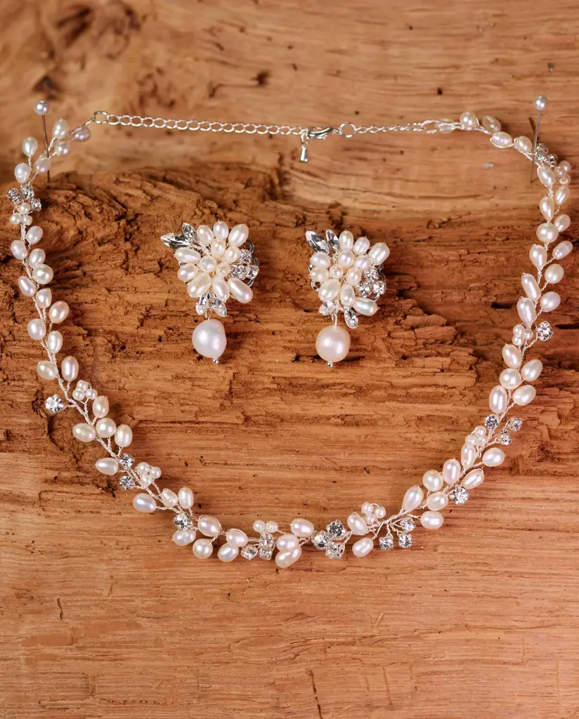Necklace & Earrings 66400