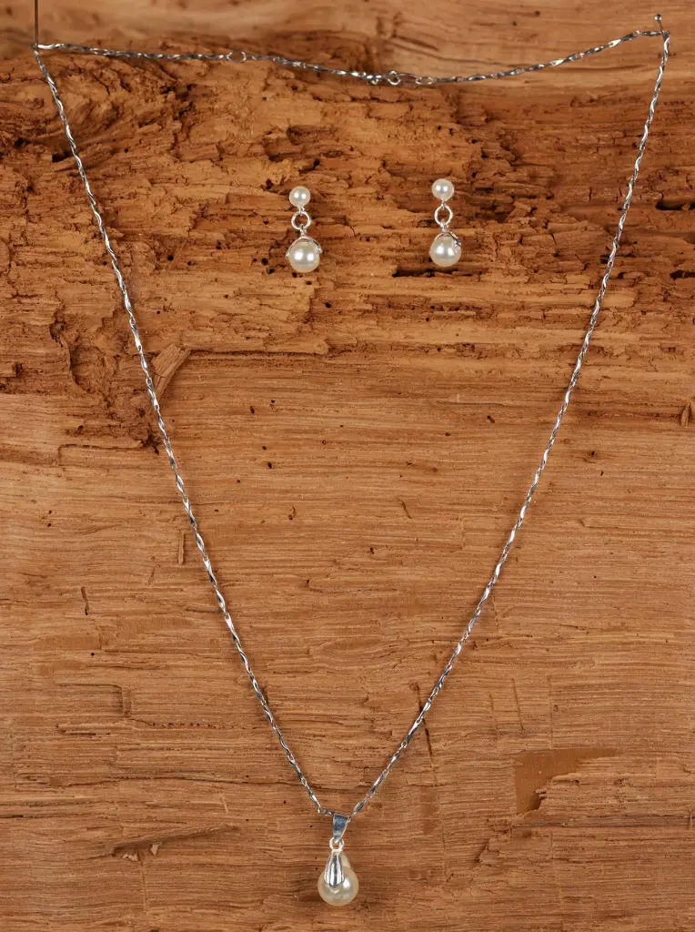 Necklace & Earrings 66403