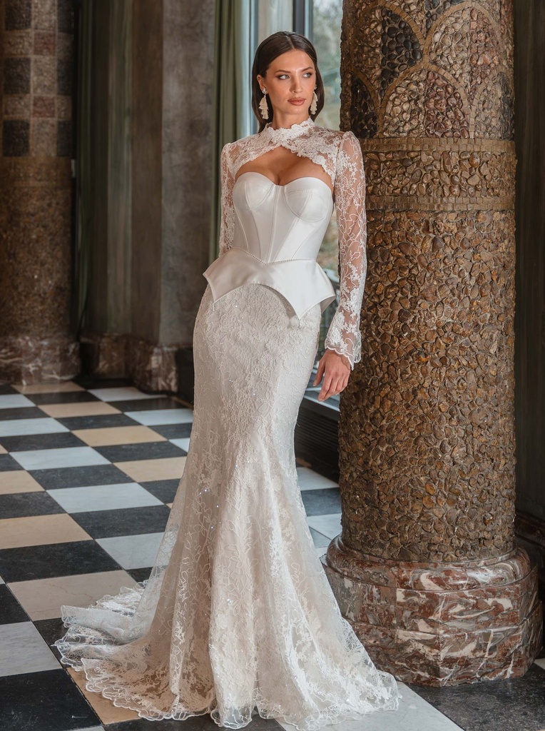 Royal by Diane Legrand Aspen (30, IV/NUDE)