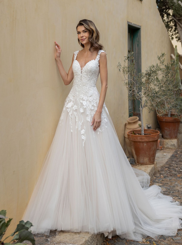 Romance 8300 (IV/NUDE, 30)