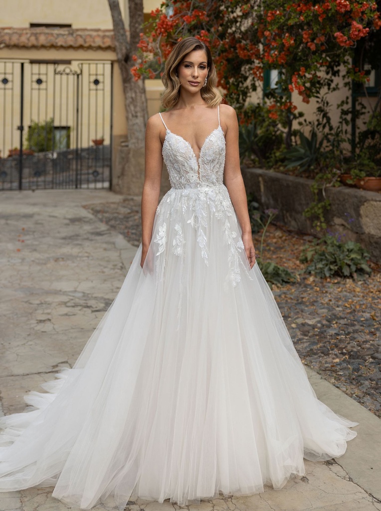 Romance 8316 (IV/NUDE, 30)