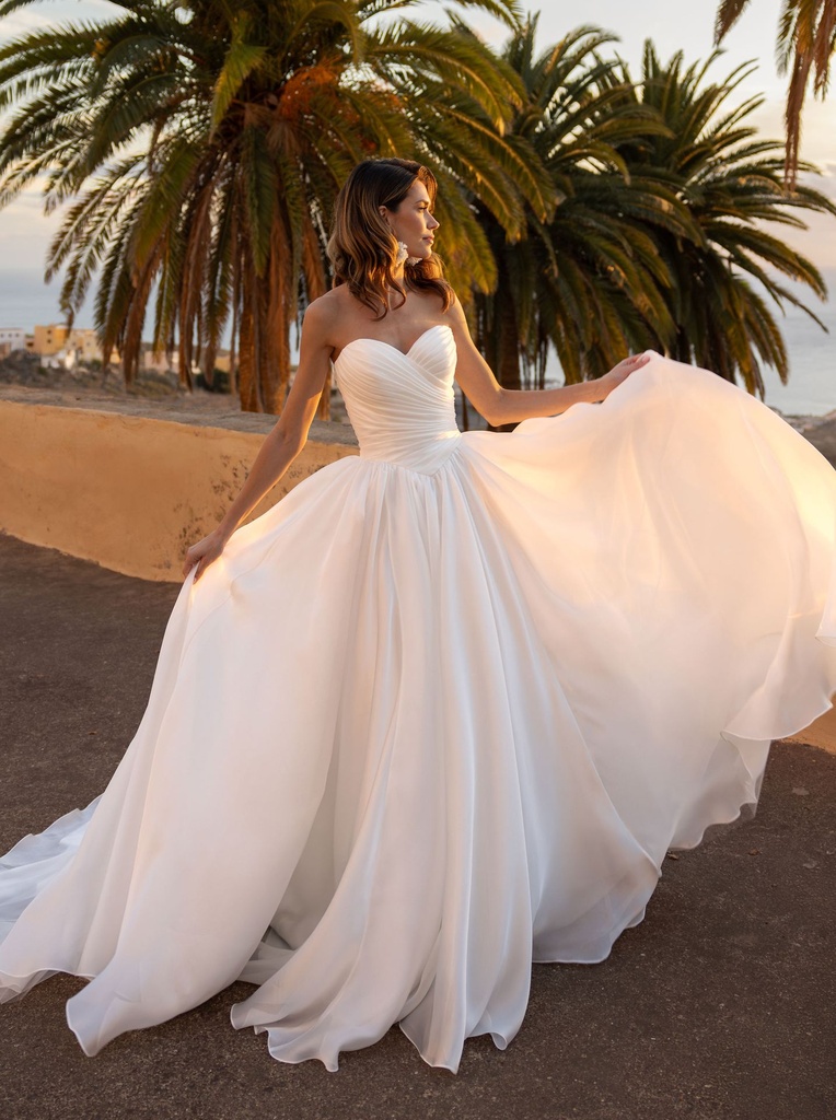 Romance 8332