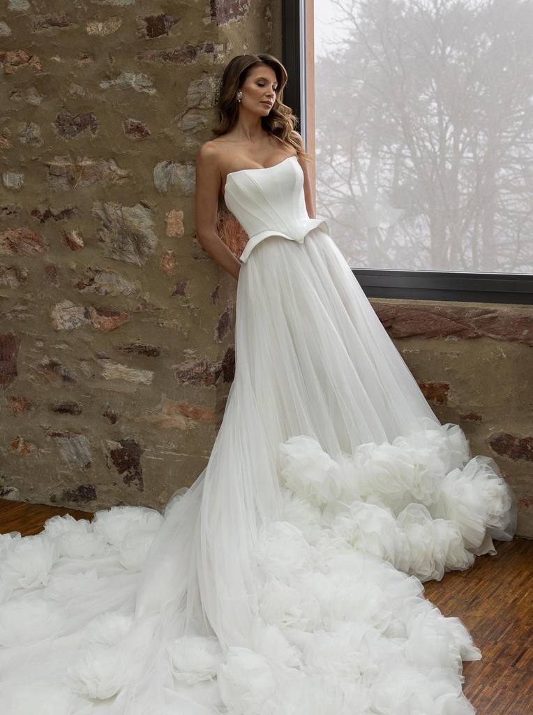 ROYAL Bonny (30, IVORY)