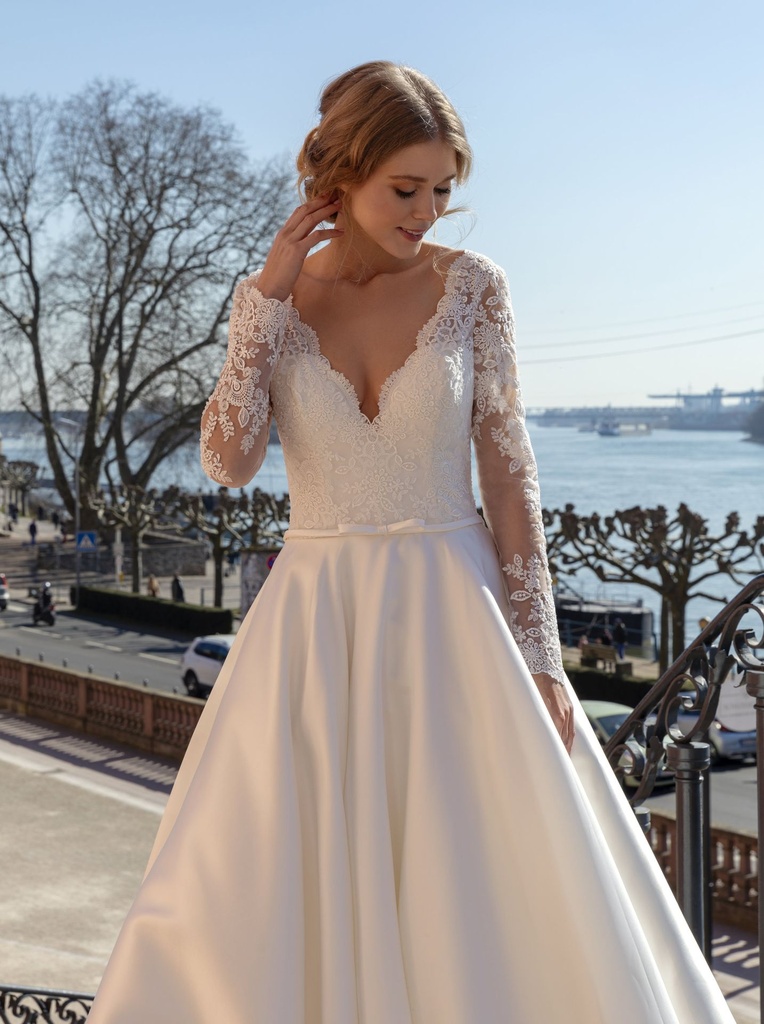 DE LUXE 50625 (IVORY, 44)